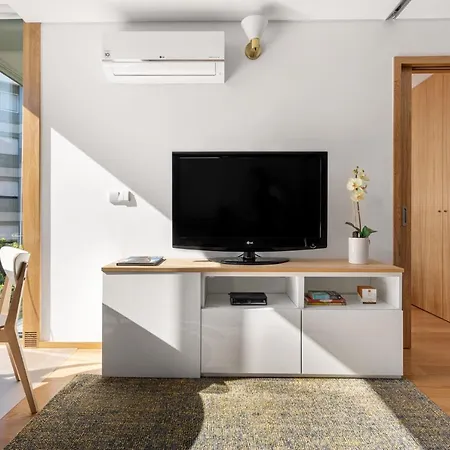 Joivy Bright Flat, Quiet Area Порту