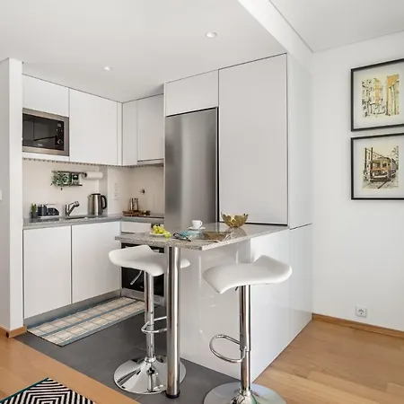 Апартаменты Joivy Bright Flat, Quiet Area Порту