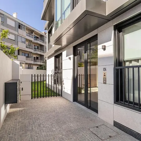 Апартаменты Joivy Bright Flat, Quiet Area